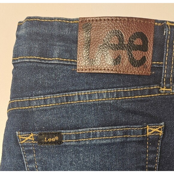 Lee Skinny Fit Stretch Denim Jeans Girl's Size 10 Blue Straight Leg Modern - Picture 2 of 8